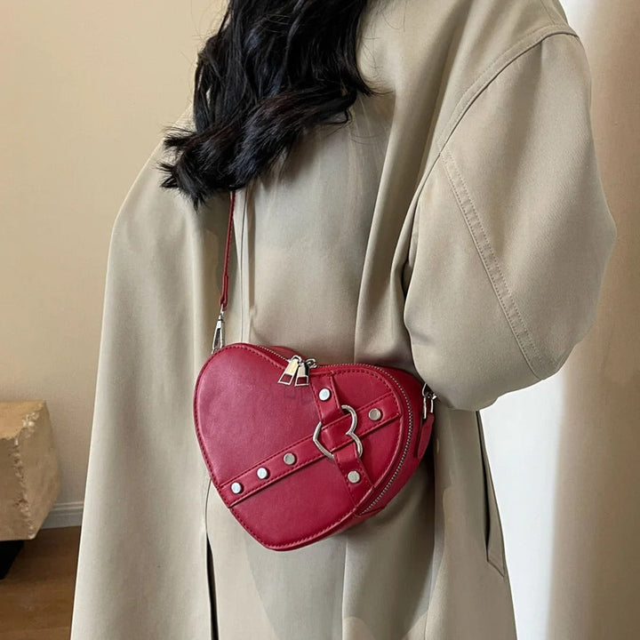 Lila - Heart-Shaped Rivet Bag