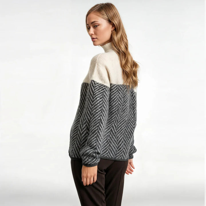 Alice™ | Trendy Oversized Turtleneck